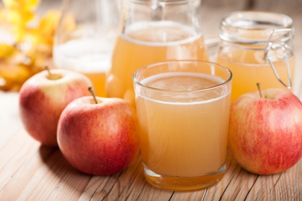 fresh apple juice and apples